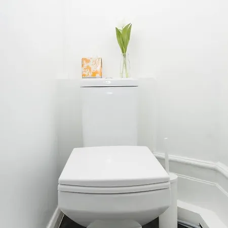 Belsize Park Boutique Accommodation London Exterior photo