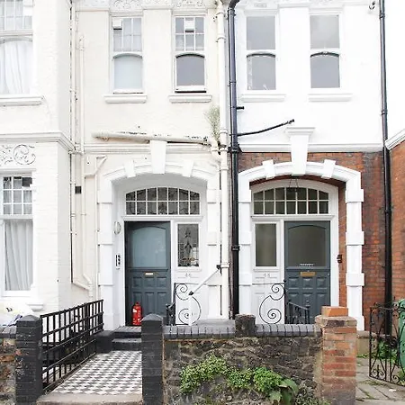 Belsize Park Boutique Accommodation London Exterior photo
