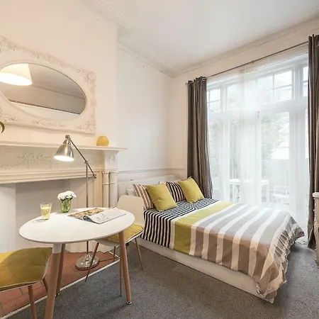 Belsize Park Boutique Accommodation London Exterior photo