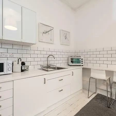 Belsize Park Boutique Accommodation London Exterior photo