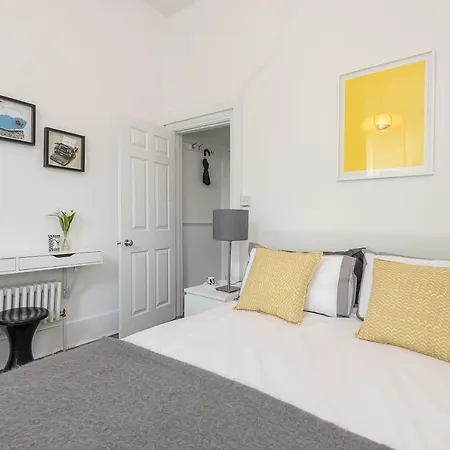 Belsize Park Boutique Accommodation London Exterior photo