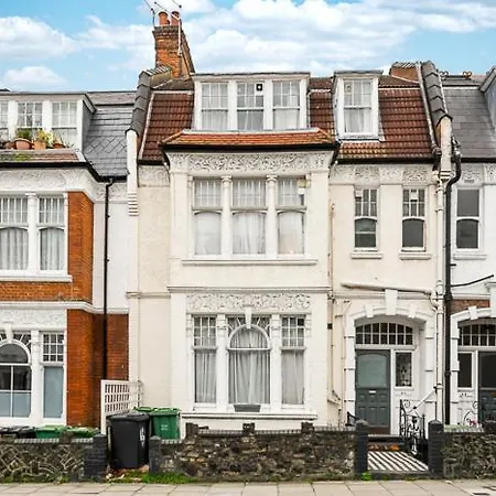 Belsize Park Boutique Accommodation London Exterior photo